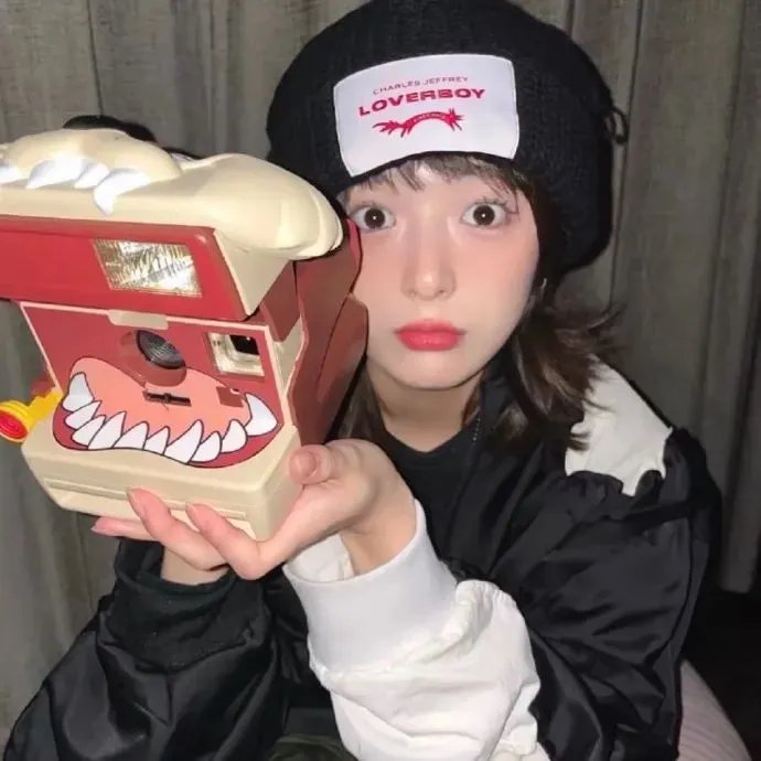 翻滚吧，冒牌货